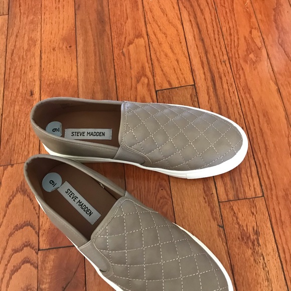 Shoes - Picture 2 of 3